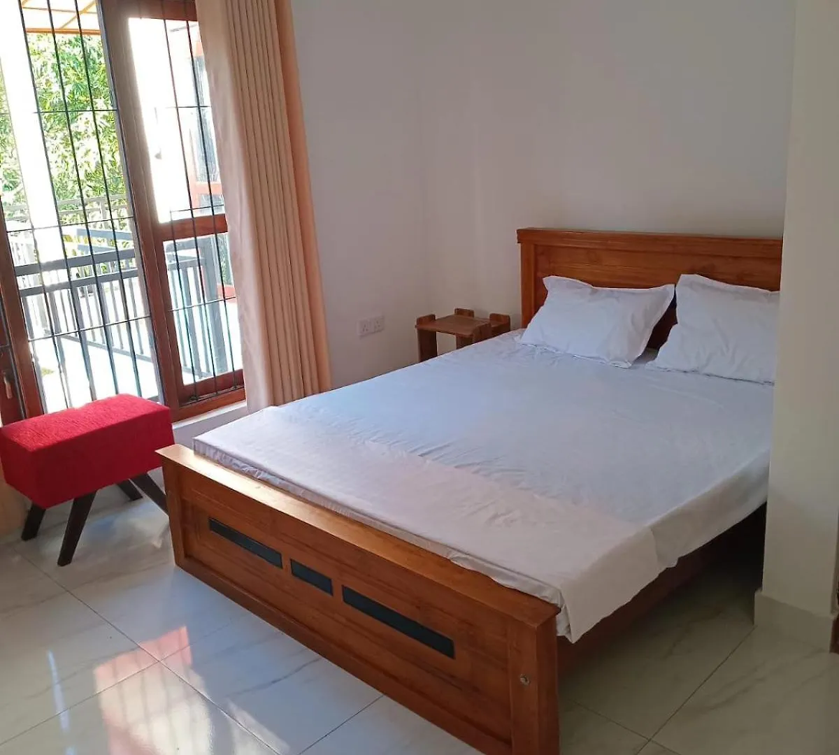 Oasis Suite Kandy 0*,
